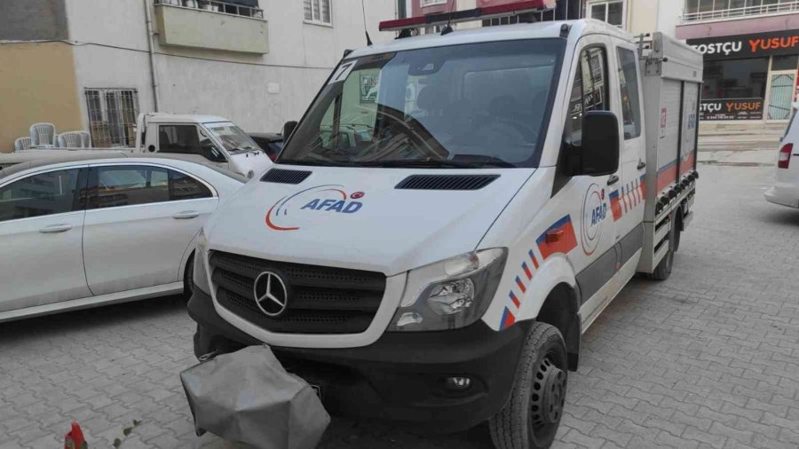 Evlere Kadar Giren Koku Mahalleliyi Tedirgin Etti