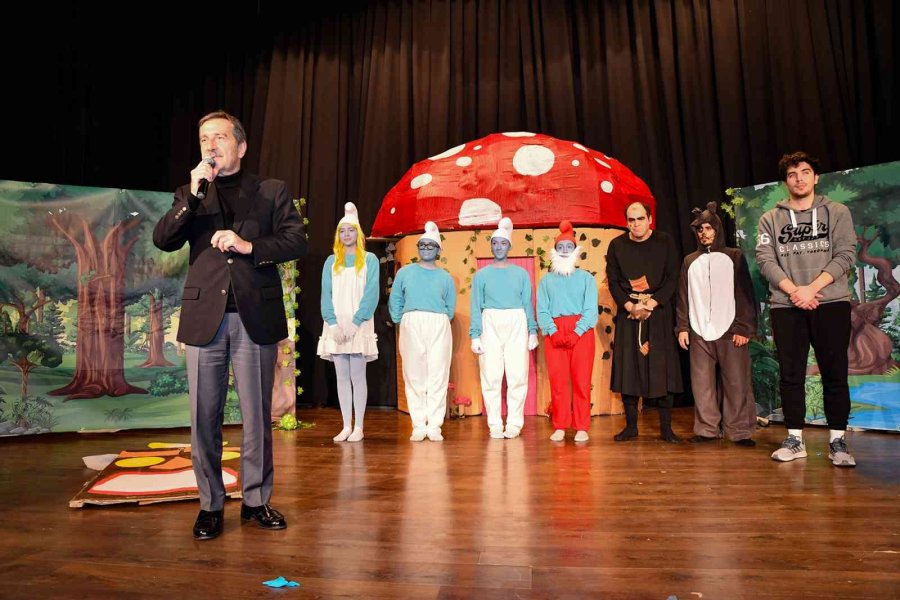 Sömestir Hediyelerini Başkan Ataç’tan Aldılar