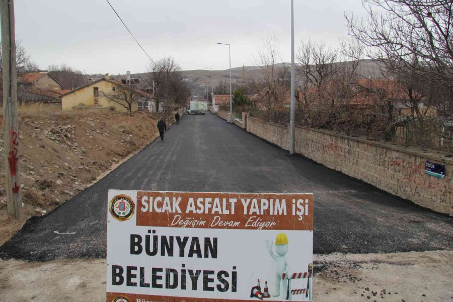 Bünyan’da Asfaltlama Çalışmaları Sürüyor