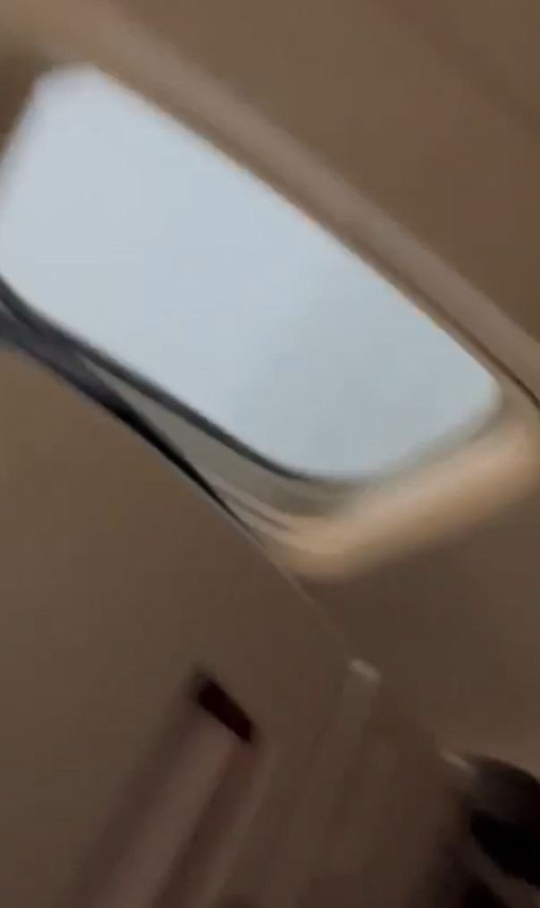 Antalya’da Uçağa Yıldırım İsabet Etti, O Anlar Kameraya Yansıdı