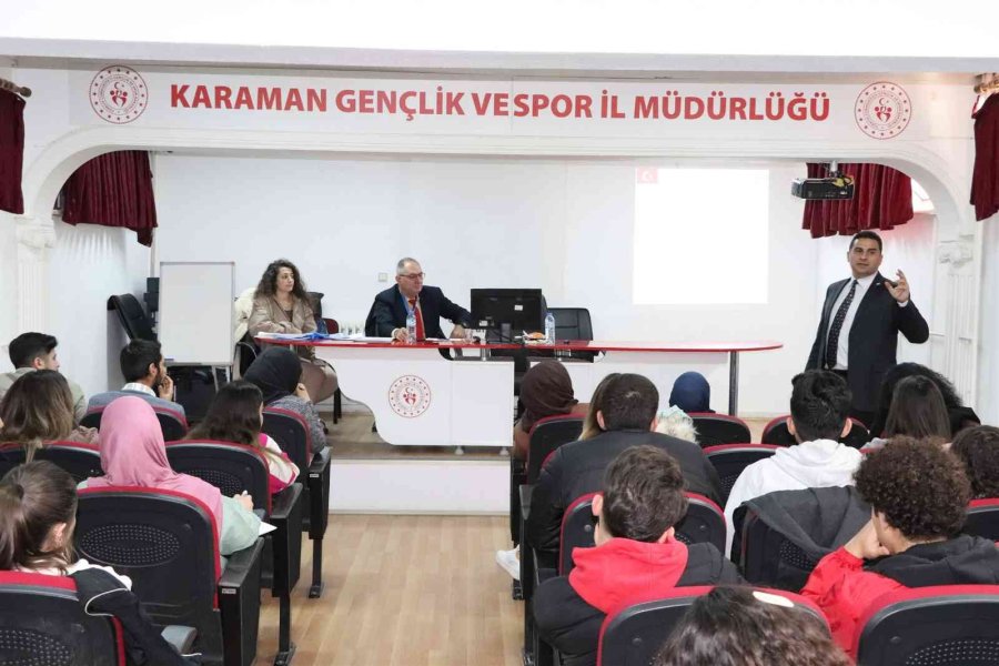 Karaman’da Yüzme Aday Hakem Kursu Başladı