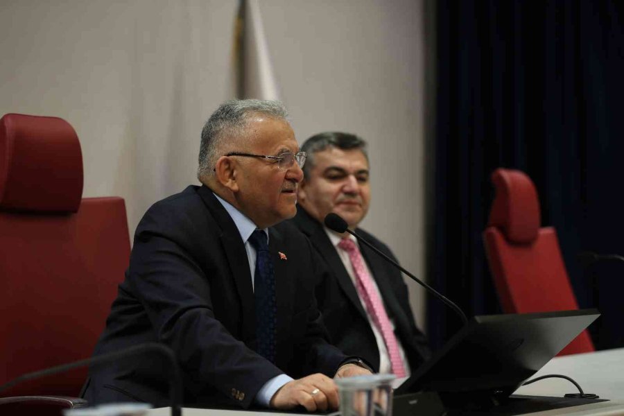 Başkan Büyükkılıç, Kadroya Geçen Personel İle Buluştu