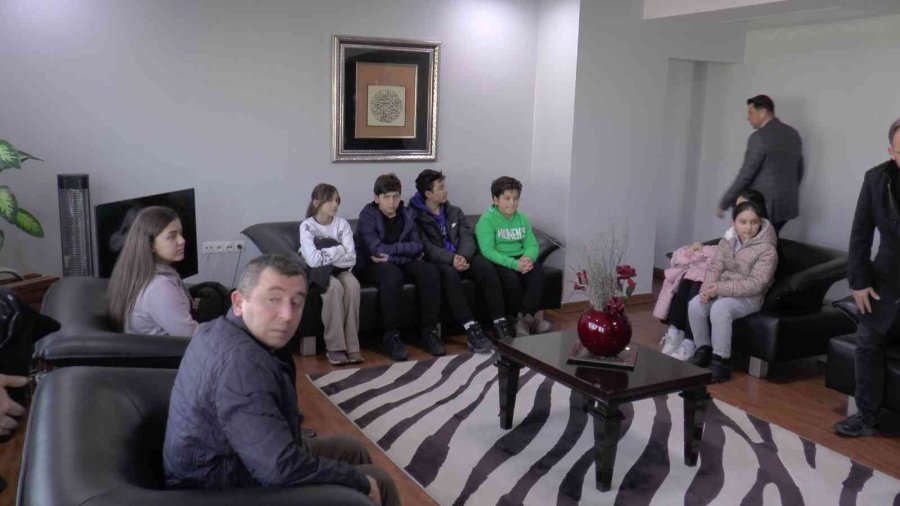 Tekden Ortaokulu Öğrencileri ‘matematik Olimpiyatları’na Hazırlanıyor