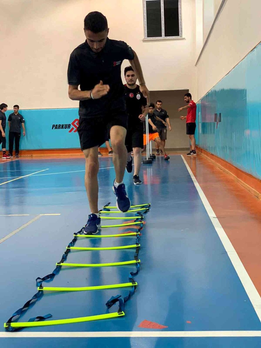 “parkur Konya” Gençlerin Hayalini Gerçekleştiriyor