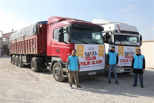 Kayseri’den Suriye’ye Yardımlar Sürüyor: 7 Yılda 737 Tır Yardım Malzemesi Gönderildi