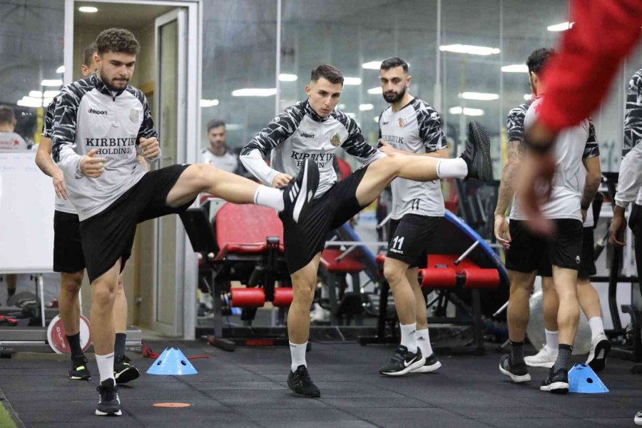 Alanyaspor, Sivasspor Maçı Hazırlıklarına Başladı