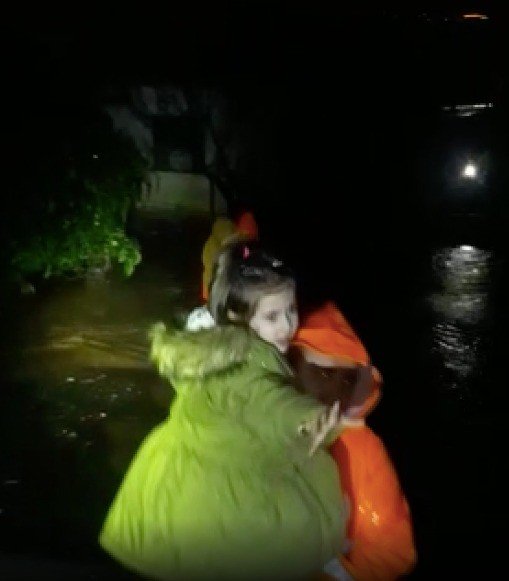 Büyükşehir, Fırtınada 136 Vakaya Müdahale Etti