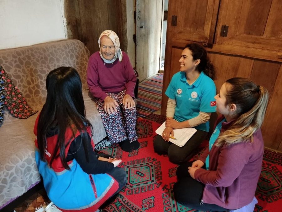 Gazipaşa’da Vefa Ekibi, İhtiyaç Sahiplerini Yalnız Bırakmıyor