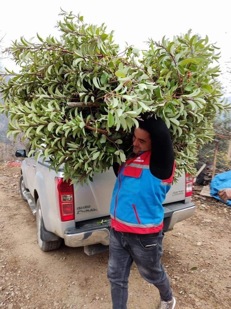Gazipaşa’da Vefa Ekibi, İhtiyaç Sahiplerini Yalnız Bırakmıyor