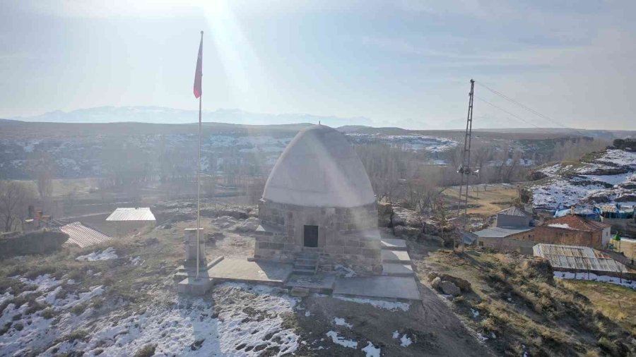 Başkan Büyükkılıç: “tarihi Türbeyi Yeniden Ayağa Kaldırdık”