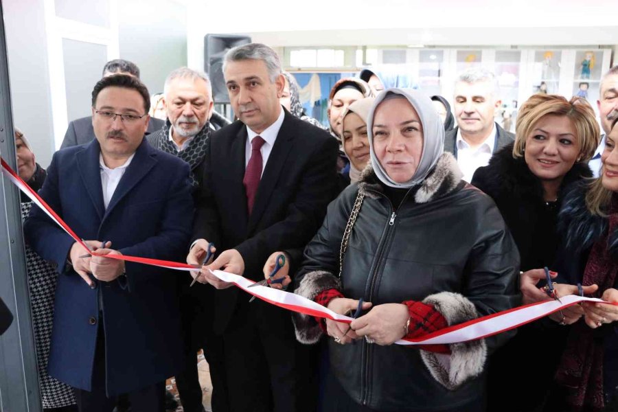 Kadınlar Kooperatifler İle Güçleniyor