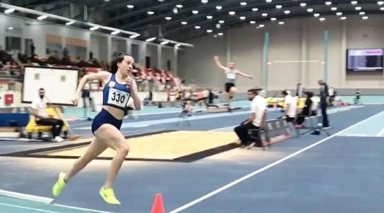 Ayça Fidanoğlu’ndan Türkiye Rekoru