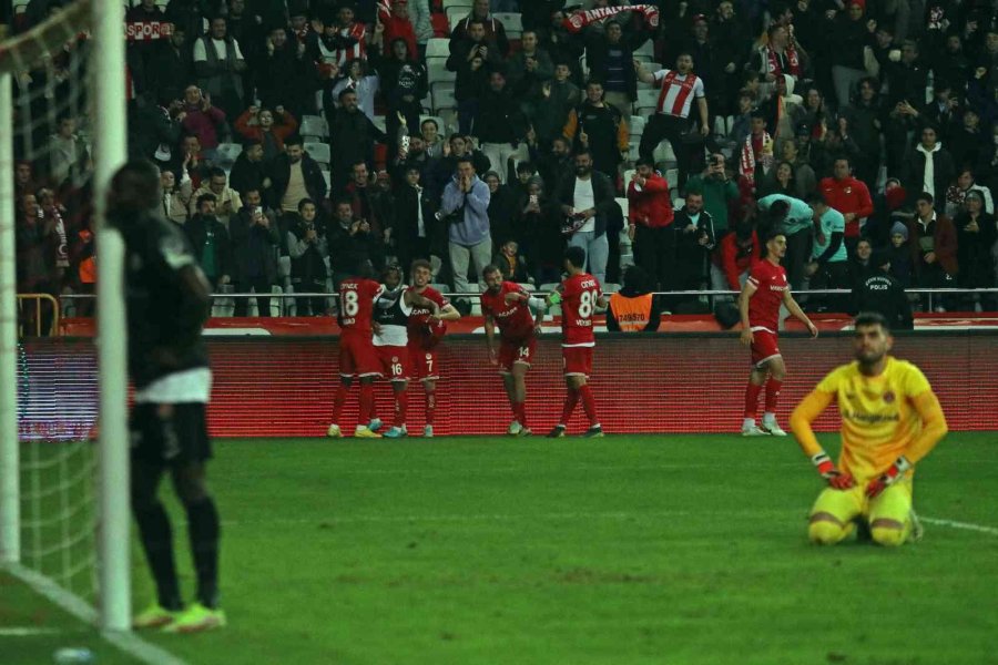 Spor Toto Süper Lig: Fta Antalyaspor: 3 - Ümraniyespor: 2 (maç Sonucu)