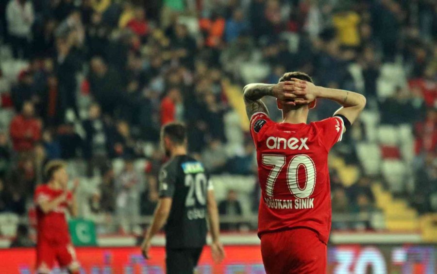 Spor Toto Süper Lig: Fta Antalyaspor: 3 - Ümraniyespor: 2 (maç Sonucu)