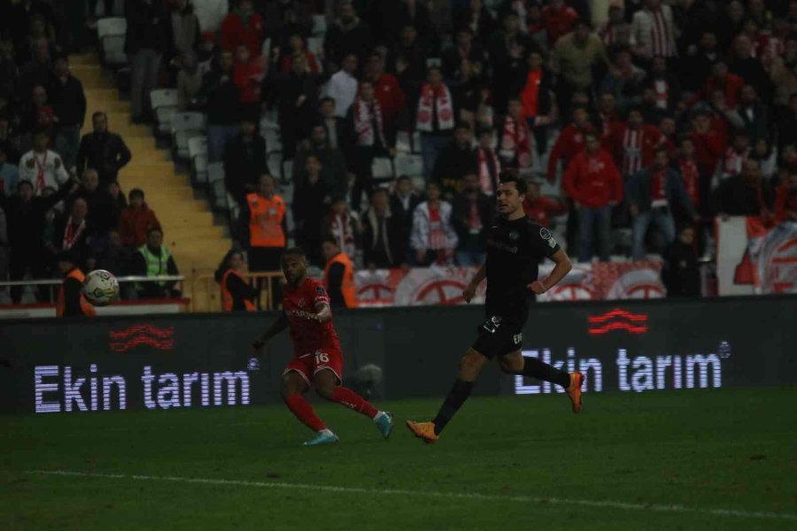 Spor Toto Süper Lig: Fta Antalyaspor: 3 - Ümraniyespor: 2 (maç Sonucu)