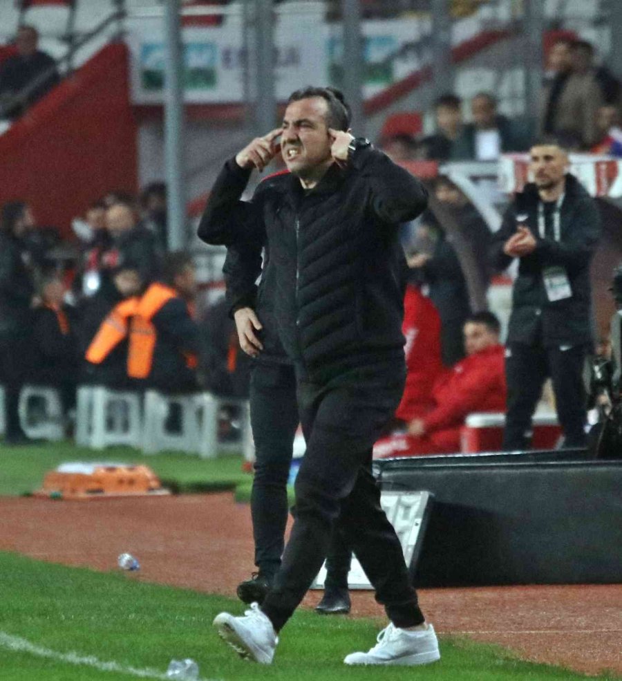 Spor Toto Süper Lig: Fta Antalyaspor: 3 - Ümraniyespor: 2 (maç Sonucu)