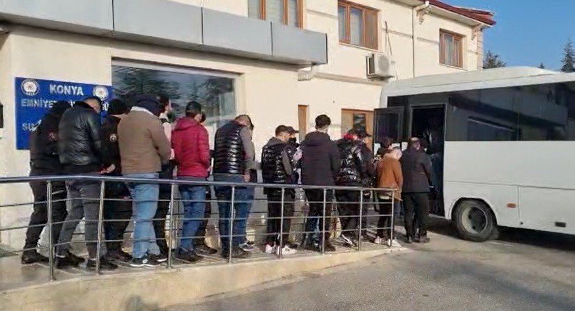 14 Bin 200 Kişiyi Dolandıran Hacker Çetesi Çökertildi