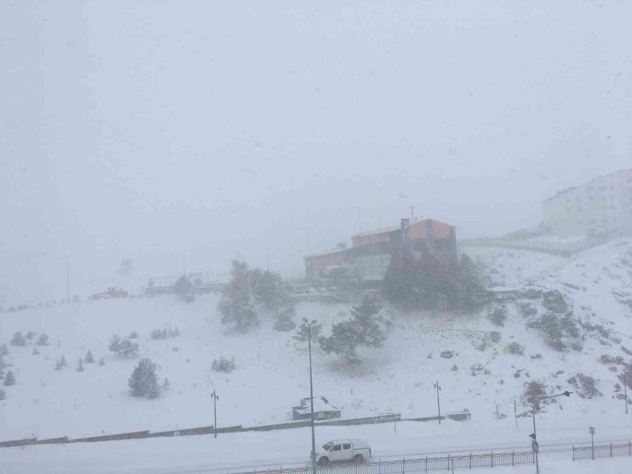 Erciyes’te Kar Sevinci