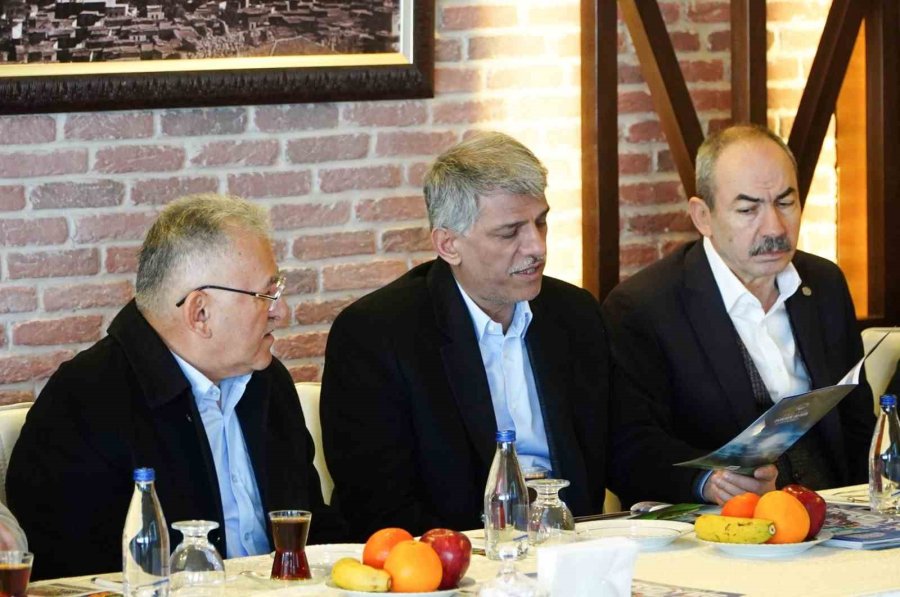 Başkan Büyükkılıç, Bakan Yardımcısı Alpaslan’ı Türkiye’nin İncisi Erciyes’te Ağırladı