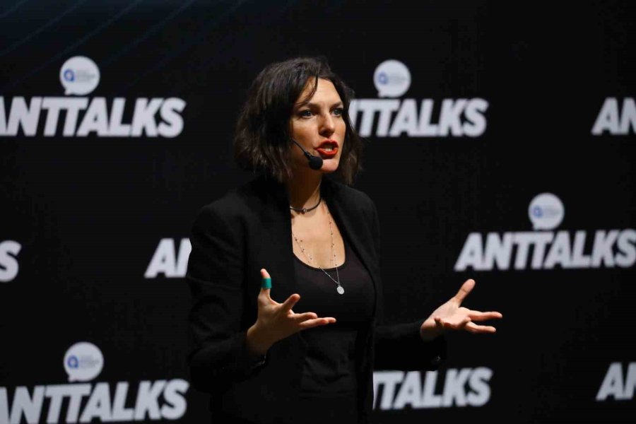 Ece Üner, Anttalks’un Konuğu Oldu