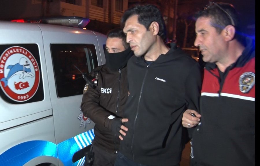 Antalya’da Alacak Verecek Meselesinde Kan Aktı: 1 Yaralı