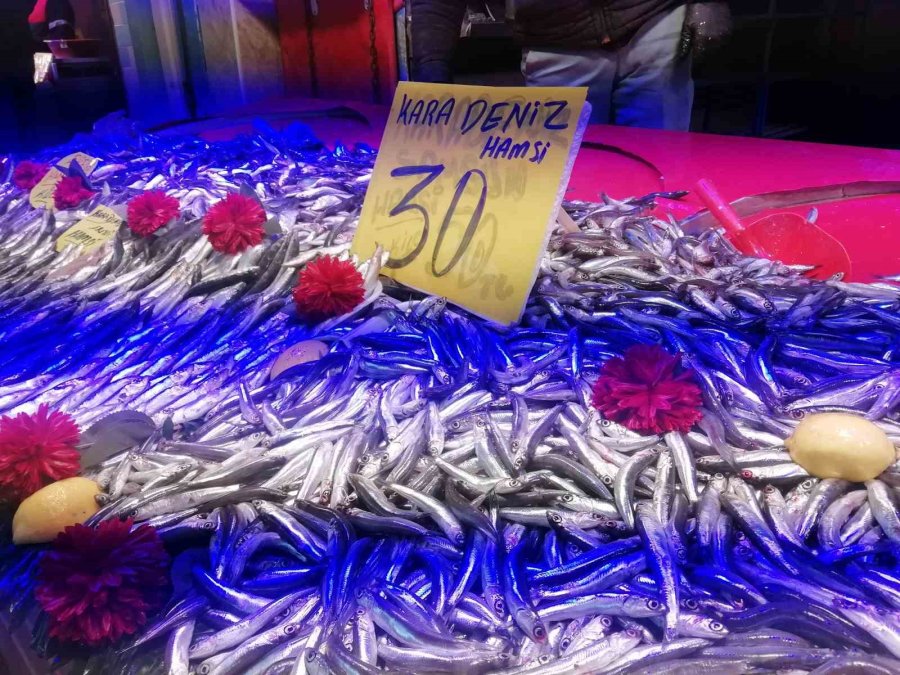 Hamside Bolluk Başladı, Fiyatlar Düştü