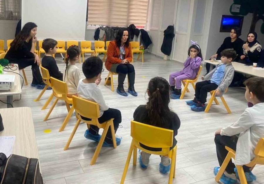 Eskişehir’de “oyun İle Matematik” Semineri Düzenlendi