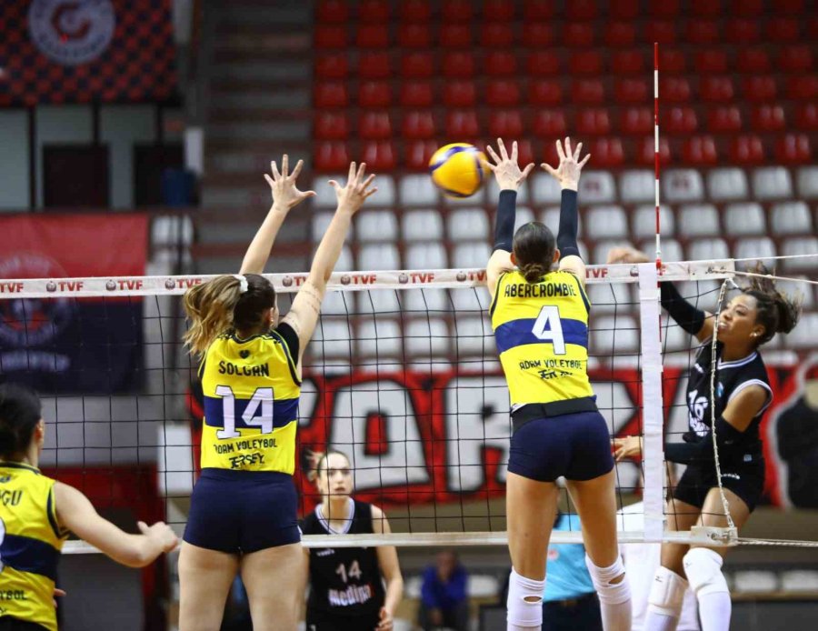 Kadınlar 1. Lig: Adam Voleybol: 3 - Kayseri Atletikspor: 0