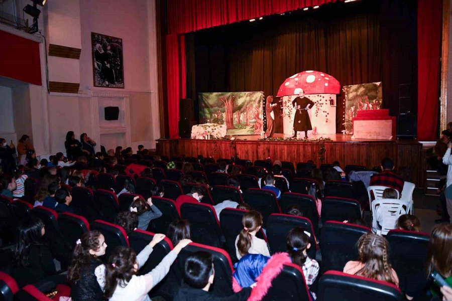 2 Bin 700 Çocuk Tatilin Tadını Tepebaşı’nda Çıkarttı