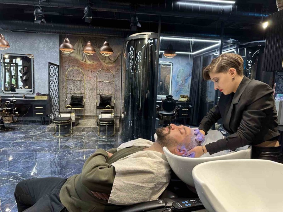 Joker’i Yeni Projelerine Saç Tasarımcı Hasan Hüseyin Yılmaz Hazırladı