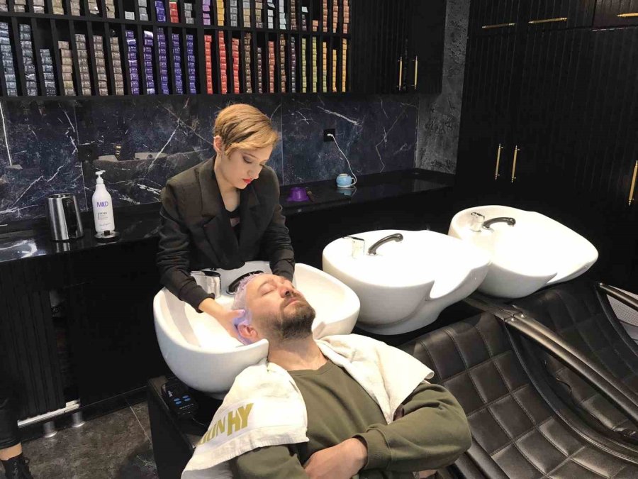 Joker’i Yeni Projelerine Saç Tasarımcı Hasan Hüseyin Yılmaz Hazırladı