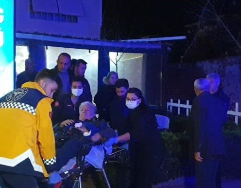 Antalya’da Alacak Verecek Meselesinde Kan Aktı: 1 Yaralı