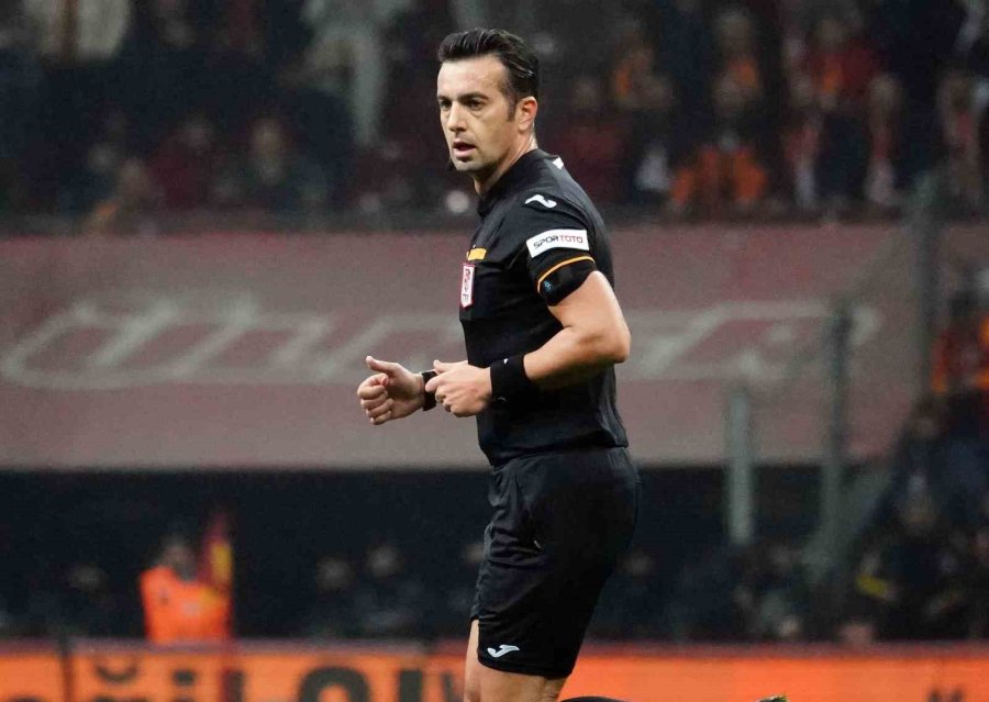 Kayserispor- Başakşehir Maçını Kadir Sağlam Yönetecek