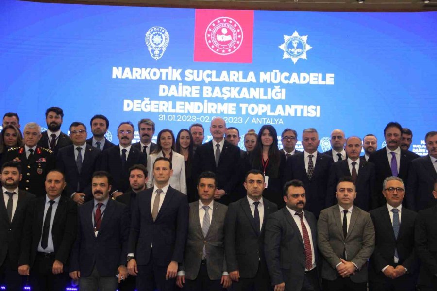 Bakan Soylu: "uyuşturucuya Başlayanların Yüzde 75’i Arkadaş Israrıyla Başlıyor"