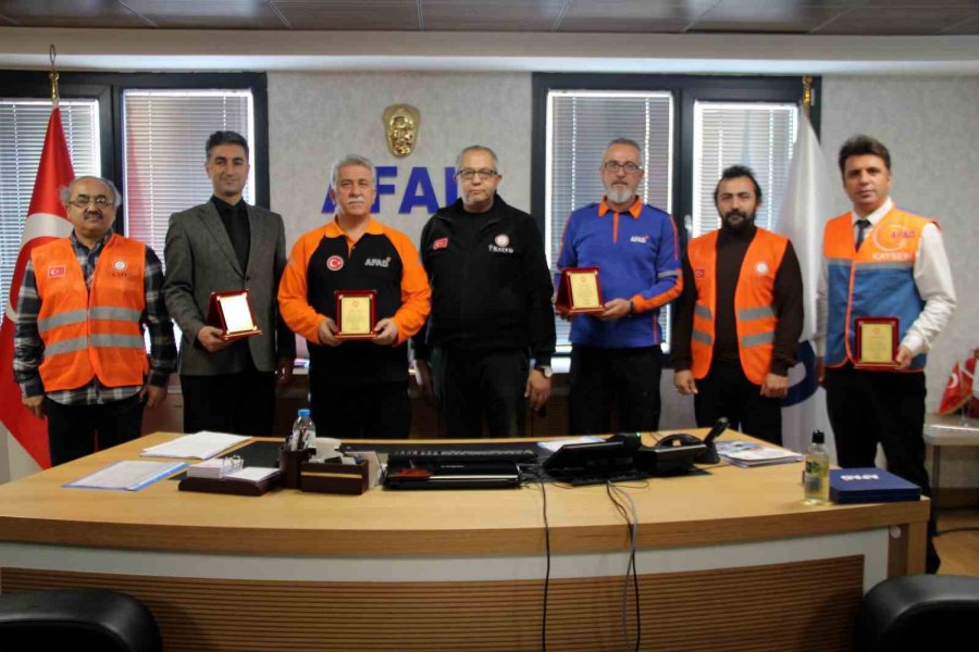 2 Bin 800’ün Üzerinde Afad Gönüllüsü Amatör Telsizcilik Eğitimi Aldı