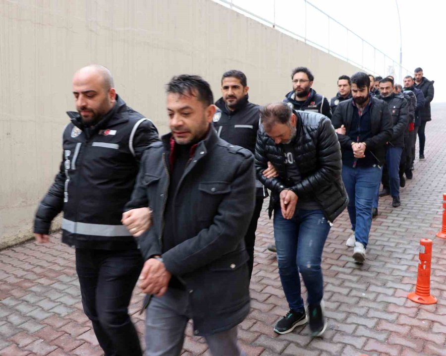 3 Aylık ‘ruhsatsız Silah’ Operasyonunda 8 Kişi Adliyede