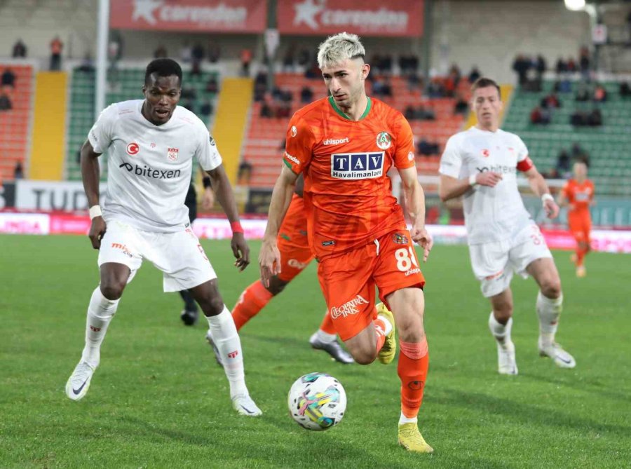 Spor Toto Süper Lig: Corendon Alanyaspor: 0 - Dg Sivasspor: 3 (maç Sonucu)