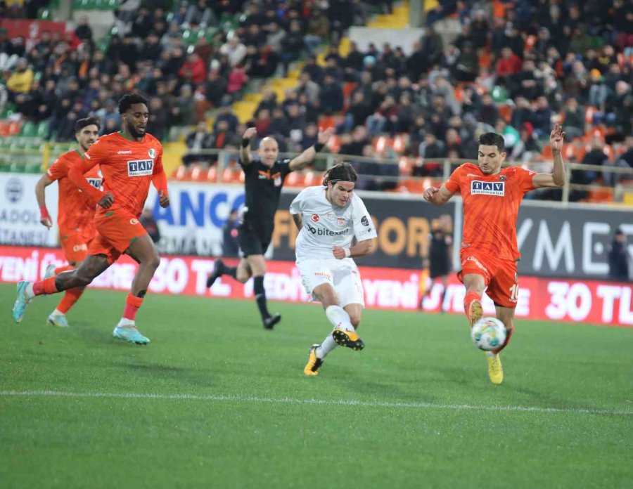 Spor Toto Süper Lig: Corendon Alanyaspor: 0 - Dg Sivasspor: 3 (maç Sonucu)