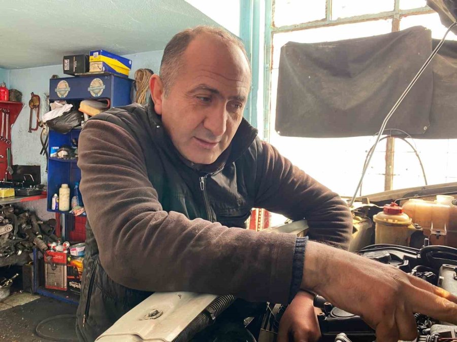 Araçlarda Dikkatsizce Kullanılan Antifirize Dikkat