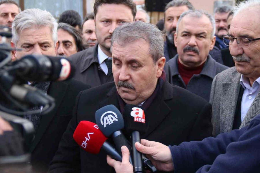 Babasını Kaybeden Bbp Genel Başkanı Destici Cenaze Namazı Öncesinde Açıklamalarda Bulundu