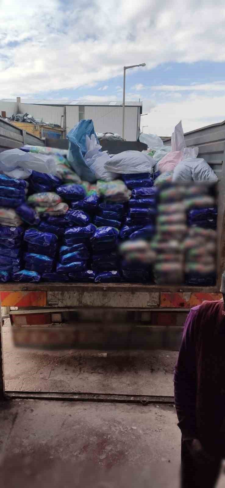 Konya’da Tonlarca Kilo Sahte Üretim Toz Deterjan Ele Geçirildi