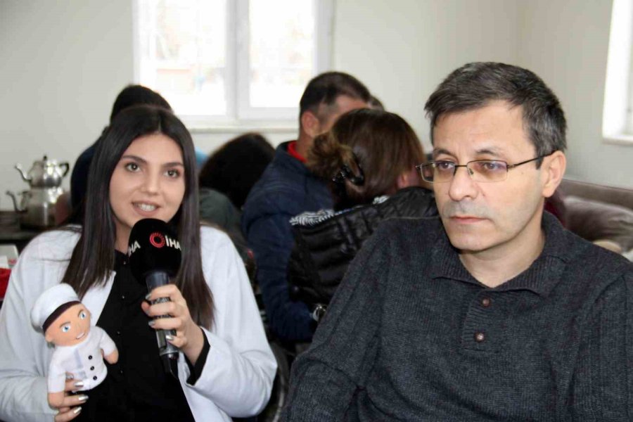 Engelleri Aştılar, Peluş Bebek Üretiyorlar