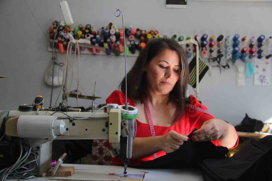 Patronunun "sana Kim İş Verir" Sözüne İnat Dünyaya Satış Yapıyor