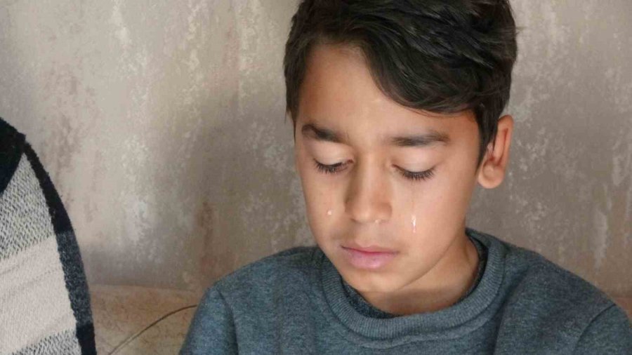 13 Yaşındaki Çocuk, 10 Gündür Haber Alınamayan Annesine Gözyaşları Arasında Seslendi