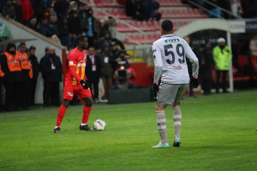 Spor Toto Süper Lig: Kayserispor: 1 - Medipol Başakşehir: 0 (maç Sonucu)