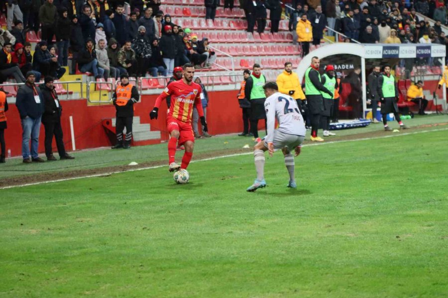 Spor Toto Süper Lig: Kayserispor: 1 - Medipol Başakşehir: 0 (maç Sonucu)