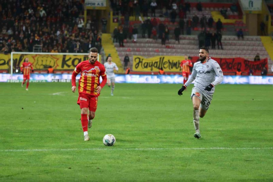 Spor Toto Süper Lig: Kayserispor: 1 - Medipol Başakşehir: 0 (maç Sonucu)