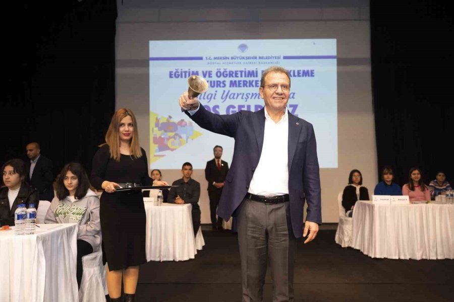 Seçer, Öğrencilerin Yarışma Heyecanına Ortak Oldu