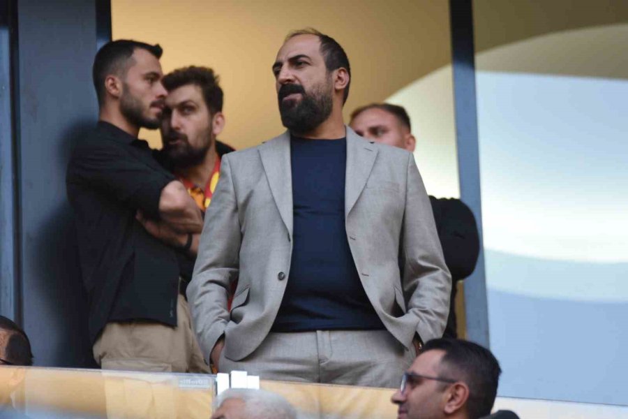 Forma Paraları Melih Eymen’e