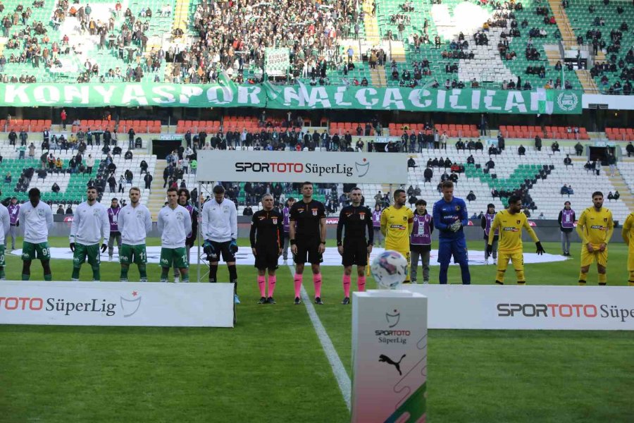 Spor Toto Süper Lig: Konyaspor: 0 - İstanbulspor: 0 (maç Devam Ediyor)